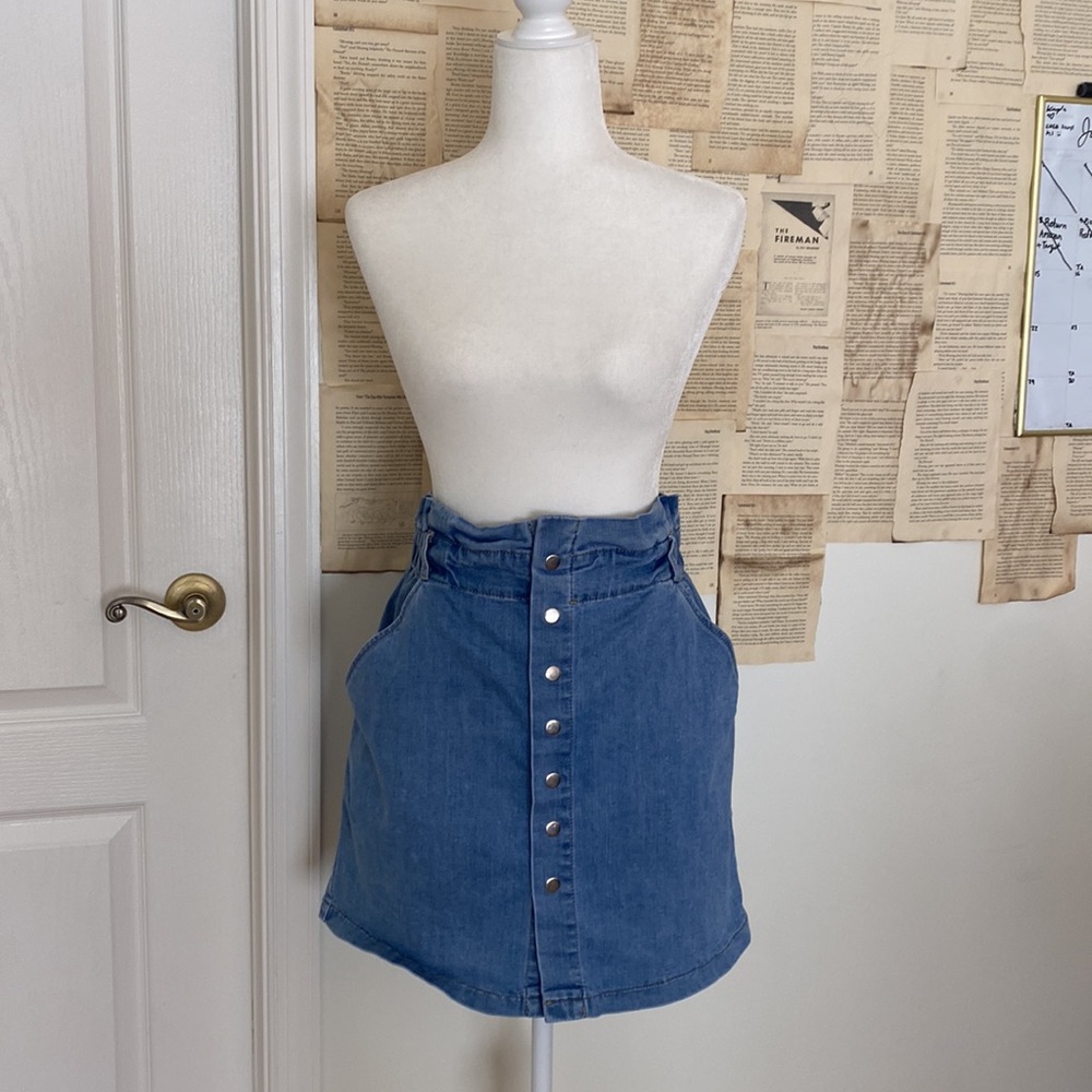 Light wash Button Front Denim Skirt
